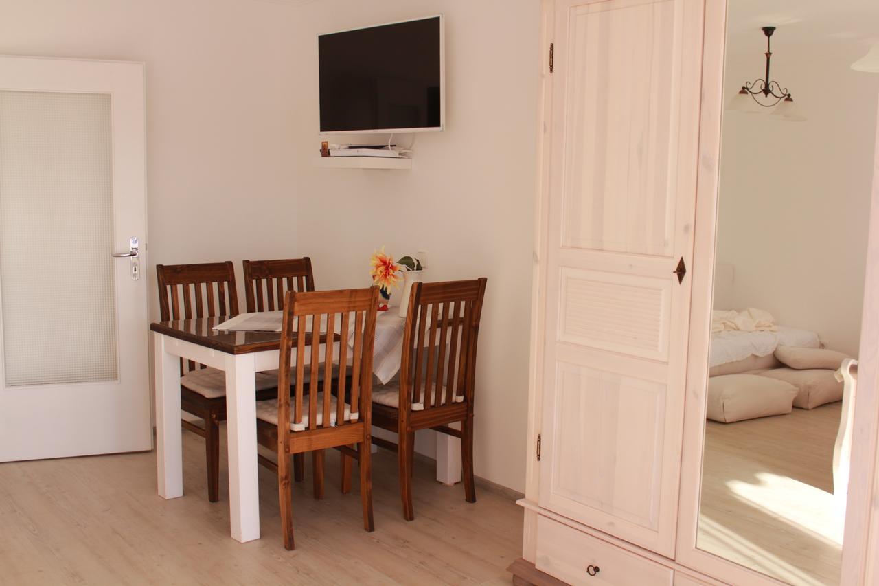 Mariaprimavera Apartment Am Kurpark Mit Schwarzwaldblick * * * * Bad Krozingen Εξωτερικό φωτογραφία