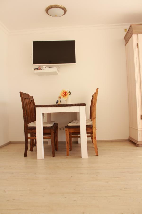 Mariaprimavera Apartment Am Kurpark Mit Schwarzwaldblick * * * * Bad Krozingen Εξωτερικό φωτογραφία